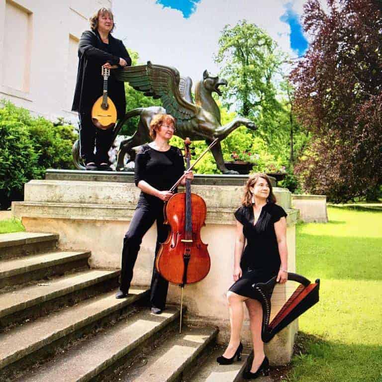 Silv's trio for Mandolin, Violoncello and Harp premiered in Germany Mandolin, Violoncello and Harp musicians in Germany